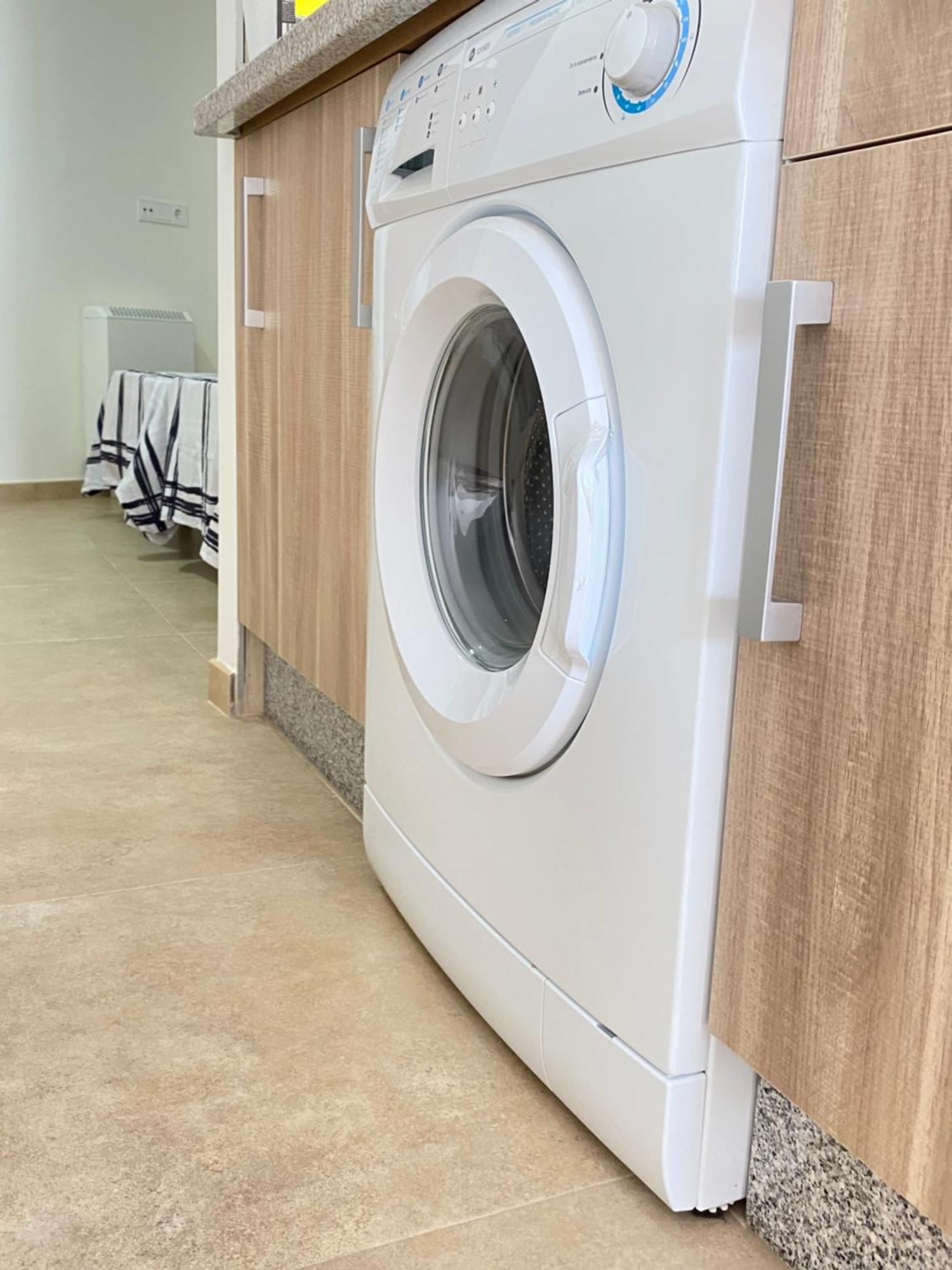 Apartamentos Penaflor Guadix Eksteriør bilde